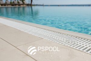 La rejilla del rebosadero de un piscina