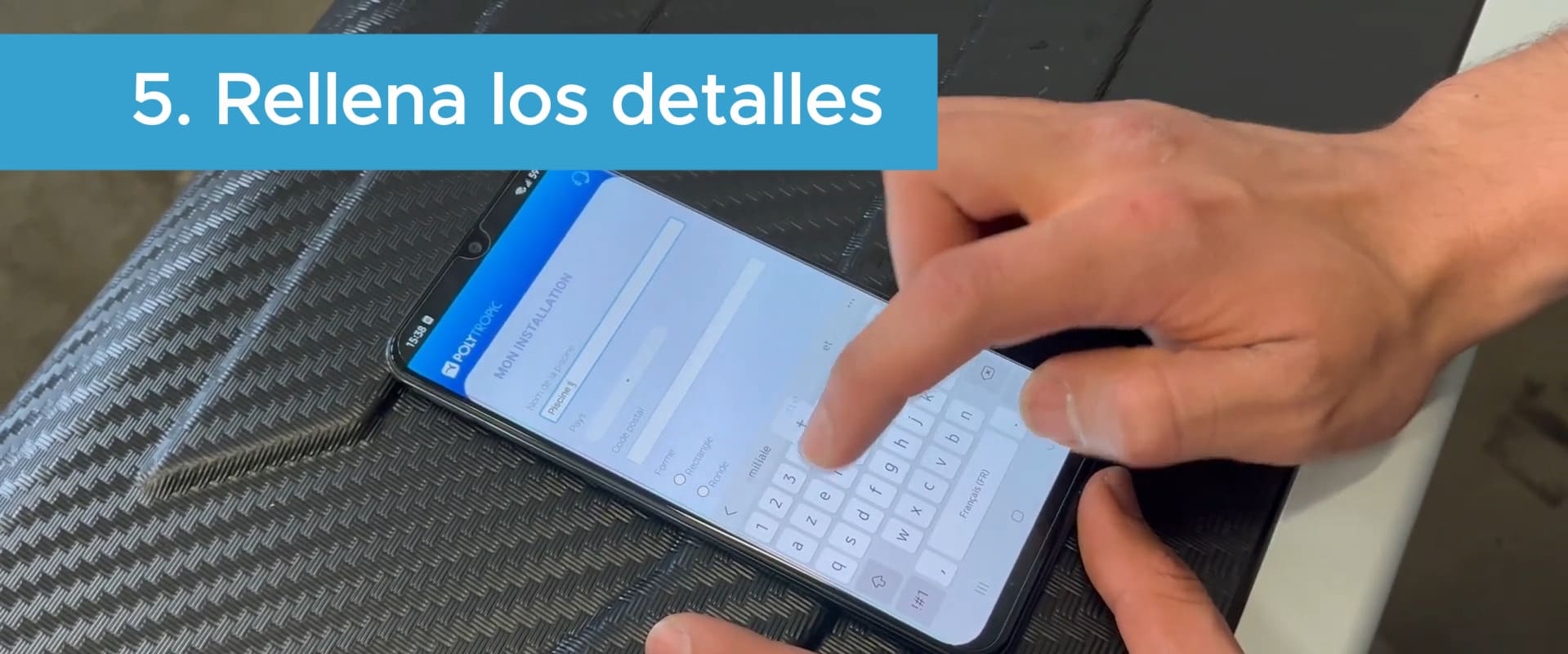Rellena los datos de la instalación en PolyConnect