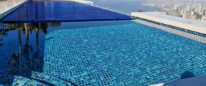Cubierta de piscina para bombas de calor
